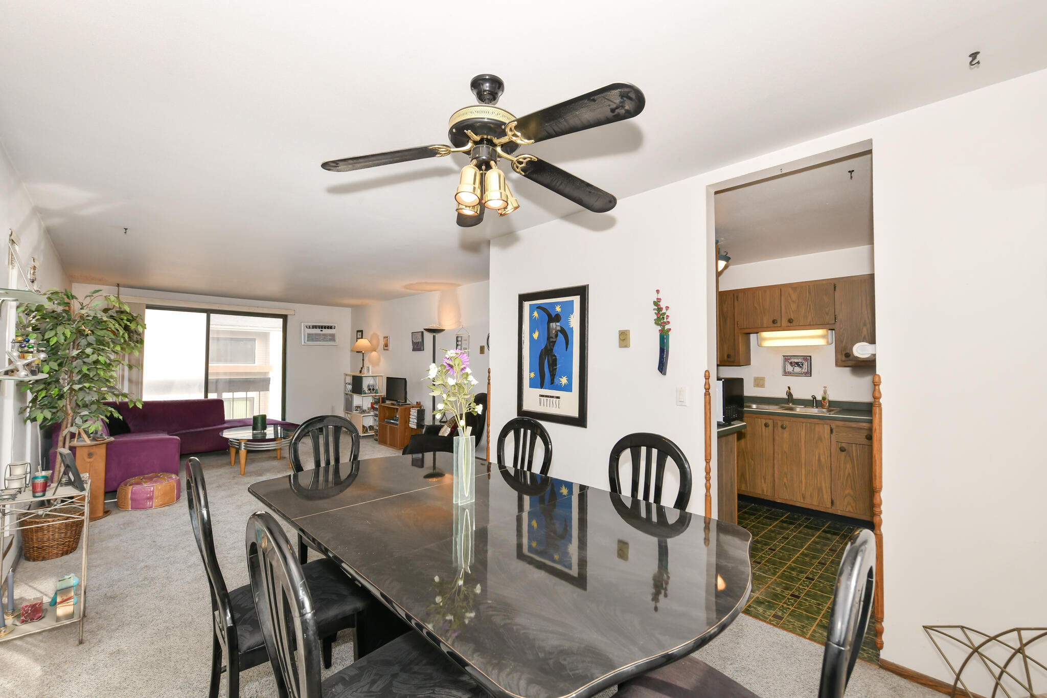 1876 Haymarket Road, Unit 8 Waukesha, WI 53189 - Photo 12 of 29 HEN_ (16)