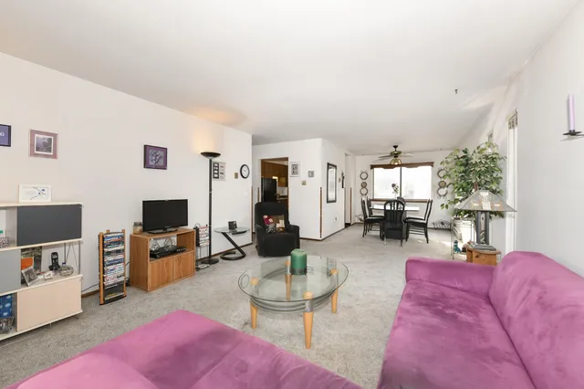 $160,000 | 1876 Haymarket Road, Unit 8, Waukesha, WI 53189