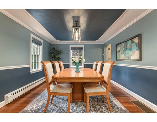 93 Mayflower Road Needham, MA 02492 - Photo 8 of 28