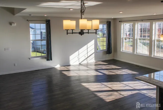 $789,999 | 601 Charleston Drive, Monroe Township, NJ 08831