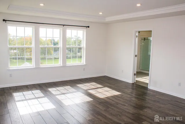 $789,999 | 601 Charleston Drive, Monroe Township, NJ 08831