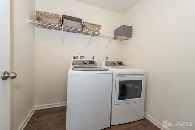 $789,999 | 601 Charleston Drive, Monroe Township, NJ 08831