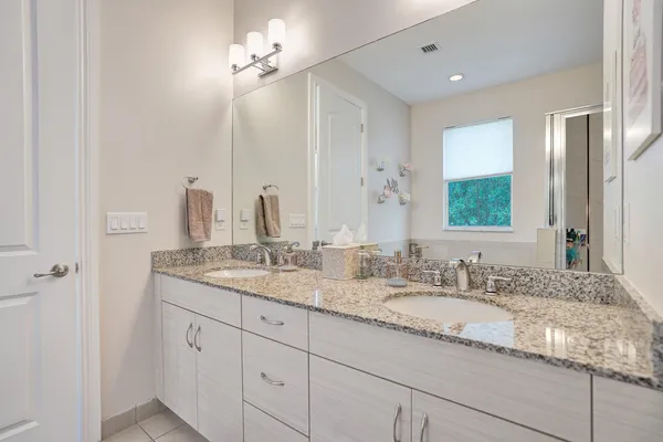 $525,000 | 99 Palm Lane, Royal Palm Beach, FL 33411