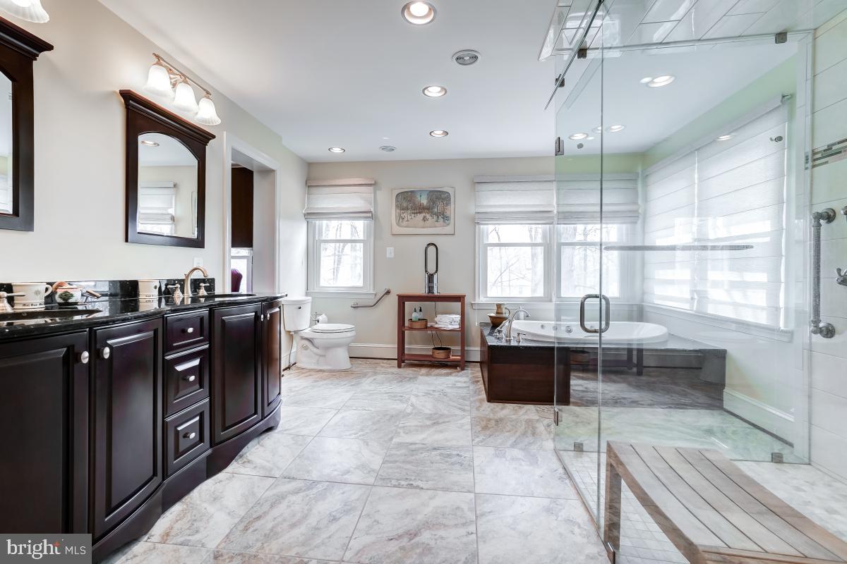 12445 Cavalier Drive Woodbridge, VA 22192 - Photo 42 of 69