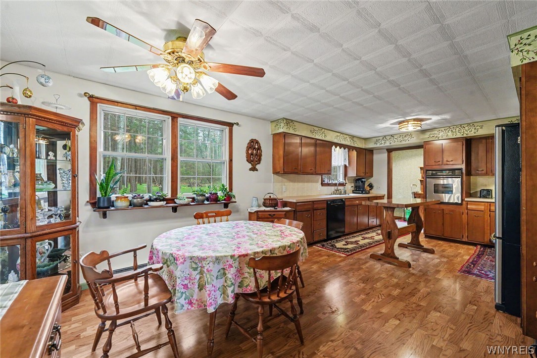 7017 Curriers Road Arcade, NY 14009 - Photo 9 of 32 KIRCHEN