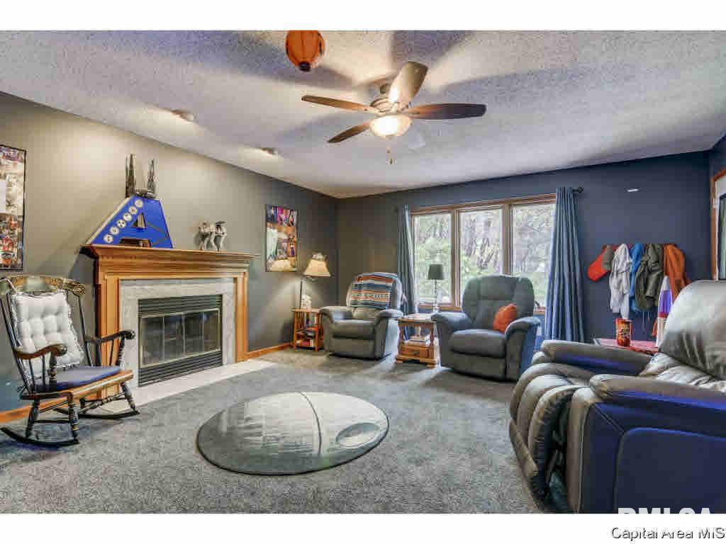 3900 Redbird Lane Springfield, IL 62707 - Photo 10 of 35