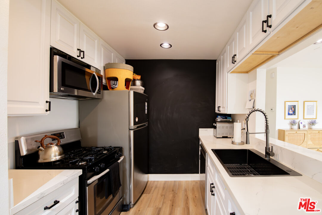 4812 Hollow Corner Road, Unit 151 Culver City, CA 90230 - Photo 4 of 9