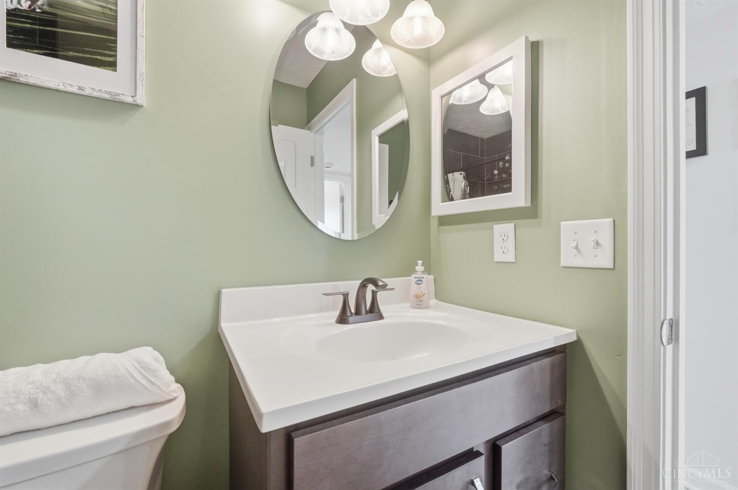 7274 East Galbraith Road, Unit C Cincinnati, OH 45243 - Photo 33 of 45