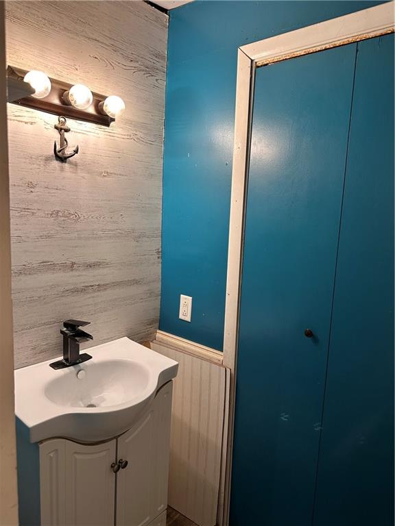 1199 Sharon Road Bridgewater, PA 15009 - Photo 12 of 15 a bathroom with a sink and mirror