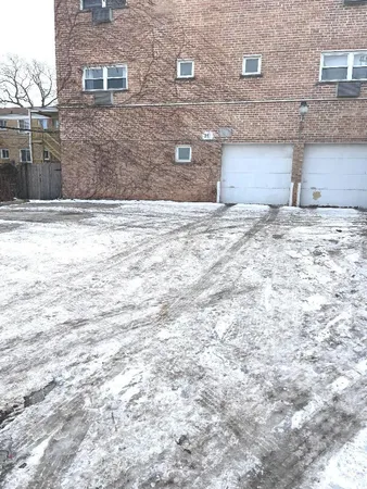 $1,775 | 711 Austin Street, Unit 301, Evanston, IL 60202