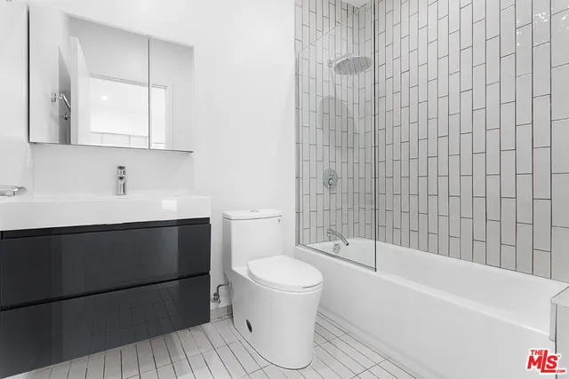 $3,690 | 1526 Armacost Avenue, Unit 103, Los Angeles, CA 90025