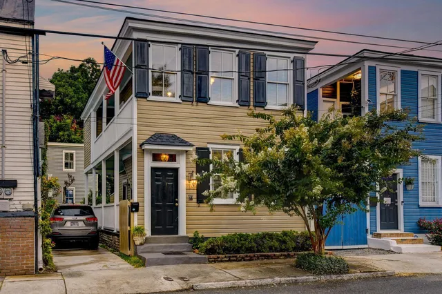 $2,100 | 34 Amherst Street, Unit B, Charleston, SC 29403