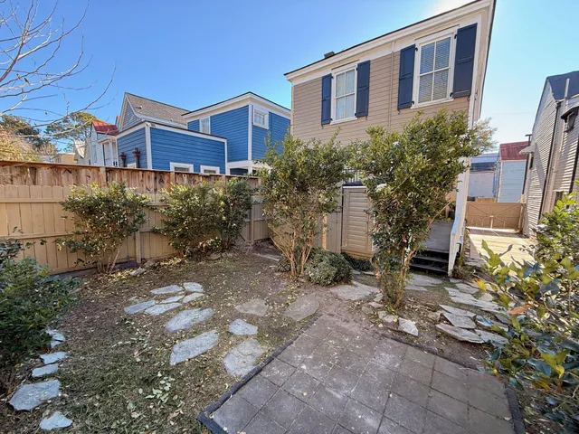 $2,100 | 34 Amherst Street, Unit B, Charleston, SC 29403