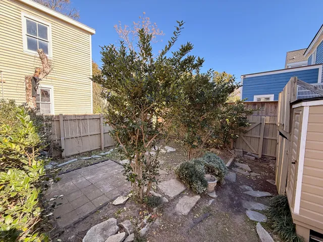 $2,100 | 34 Amherst Street, Unit B, Charleston, SC 29403