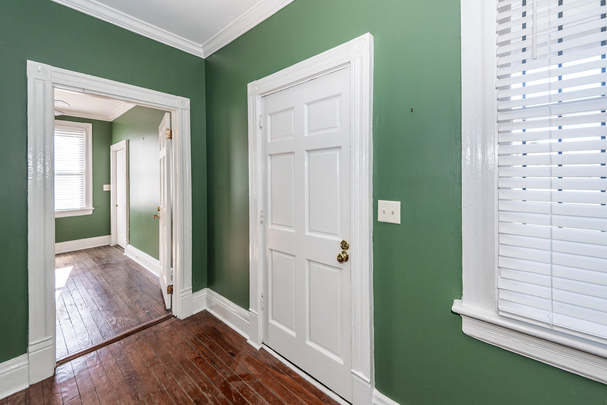 34 Amherst Street, Unit B Charleston, SC 29403 - Photo 5 of 31 06