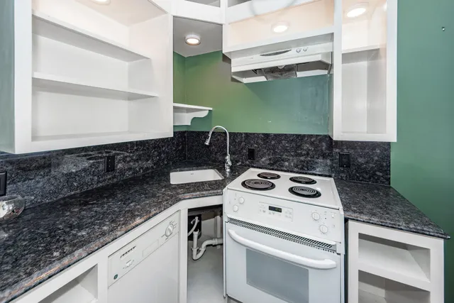 $2,100 | 34 Amherst Street, Unit B, Charleston, SC 29403