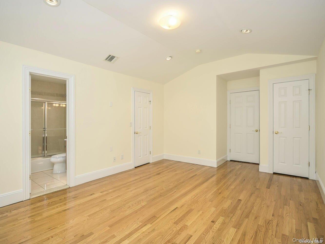 51 Inwood Road, Unit B Port Washington, NY 11050 - Photo 26 of 33
