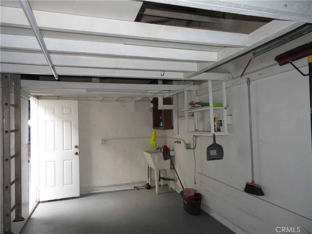 9833 Walnut Street Bellflower, CA 90706 - Photo 32 of 54