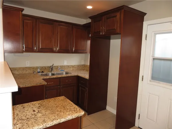 $1,350,000 | 9833 Walnut Street, Bellflower, CA 90706