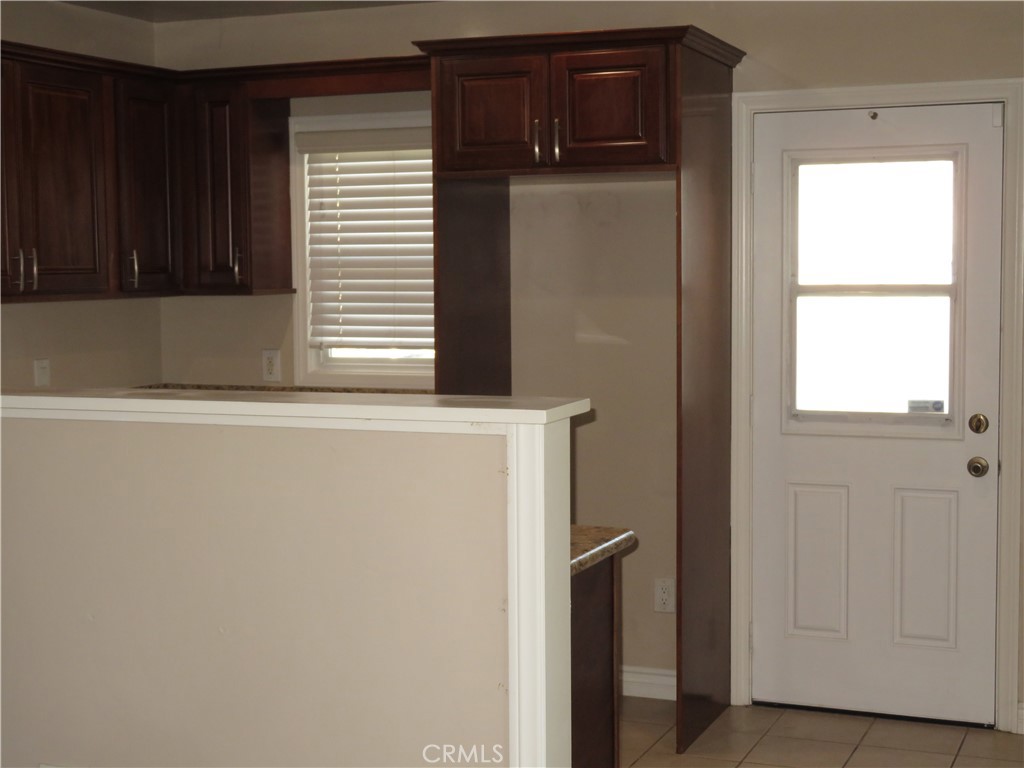 9833 Walnut Street Bellflower, CA 90706 - Photo 4 of 54