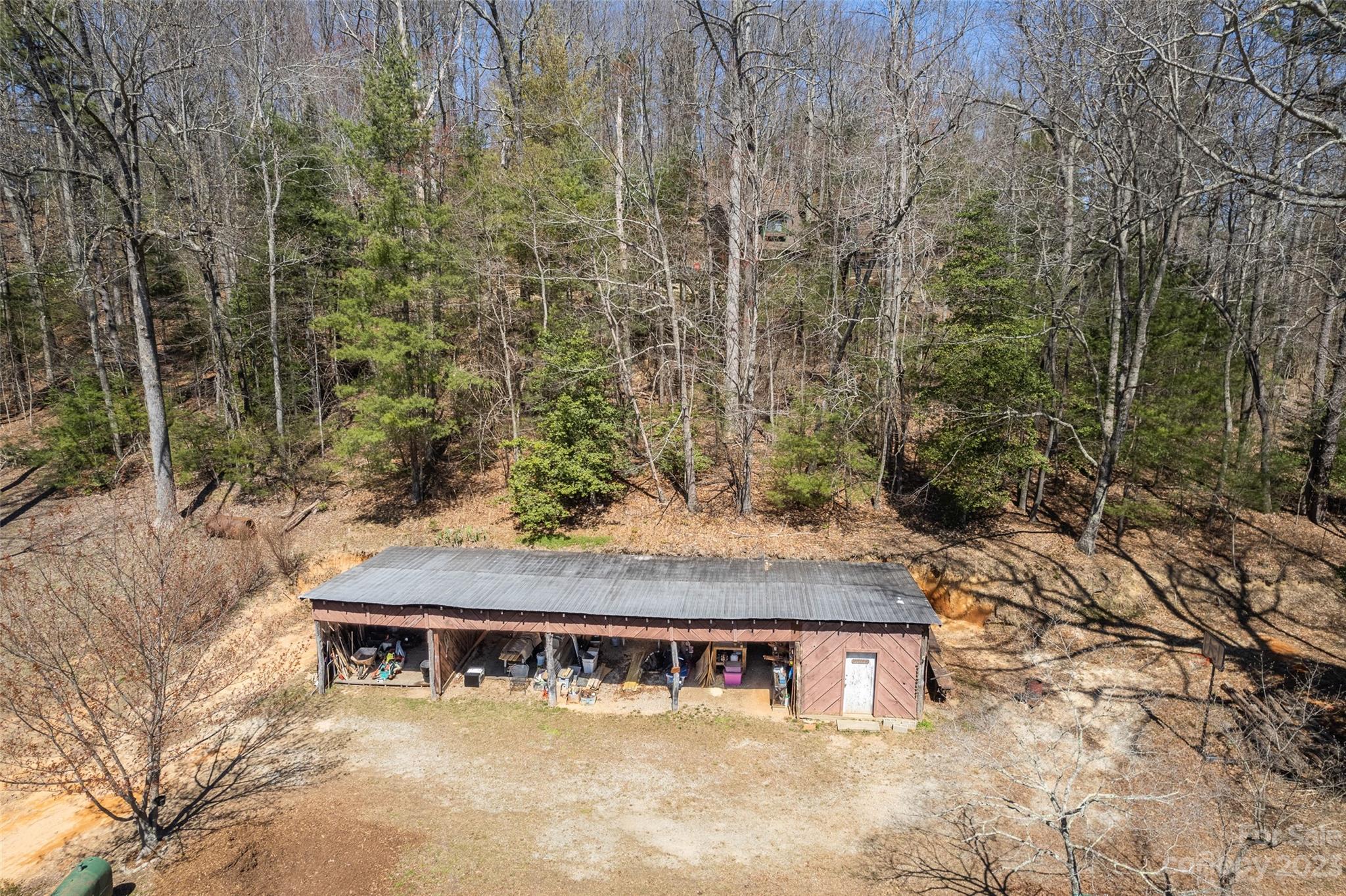 304 Old Macedonia Road Saluda, NC 28773 - Photo 41 of 42 Gallery Image 41