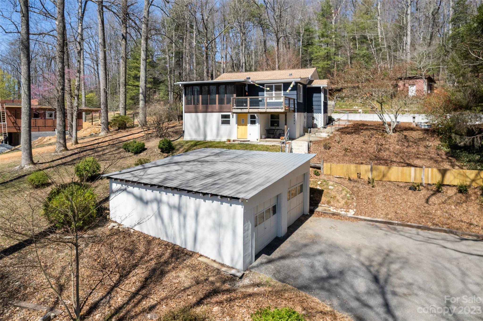 304 Old Macedonia Road Saluda, NC 28773 - Photo 5 of 42 Gallery Image 5