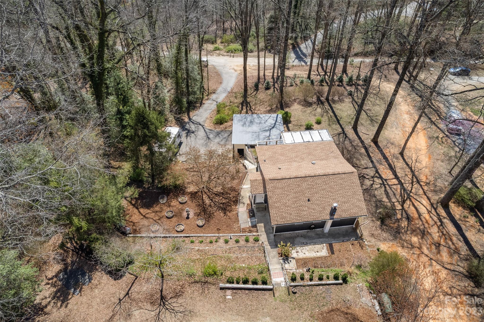 304 Old Macedonia Road Saluda, NC 28773 - Photo 10 of 42 Gallery Image 10