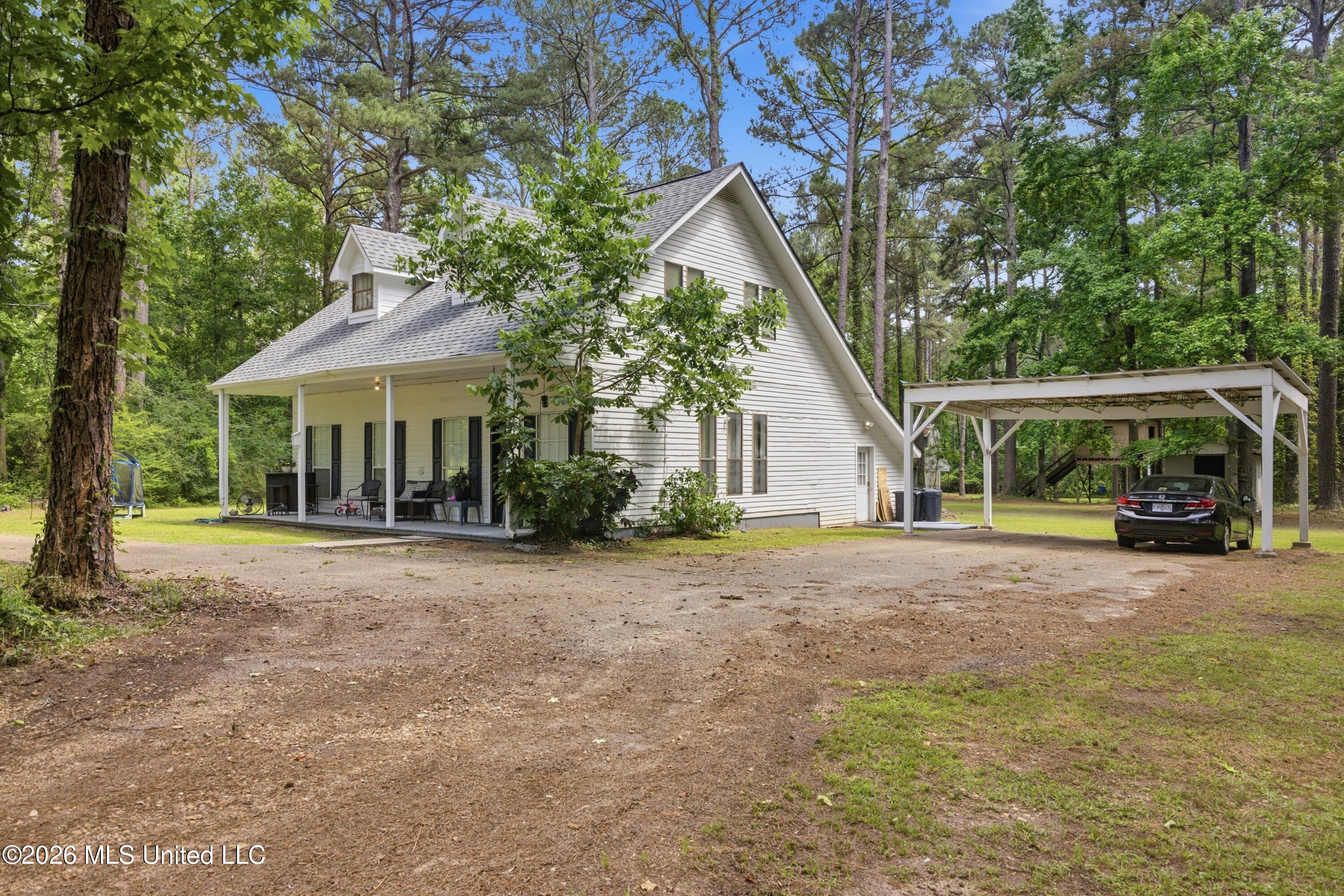 1152 Robb Street, Unit E Summit, MS 39666 - Photo 1 of 42 3_903a2669