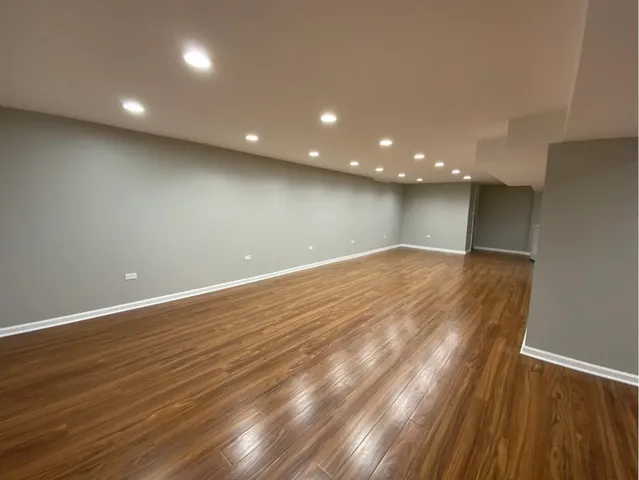 a house view with a outdoor space