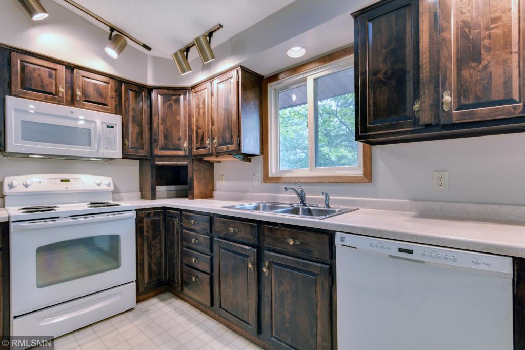 1132 Riverside Drive North Hudson, WI 54016 - Photo 3 of 36 Gallery Image 3