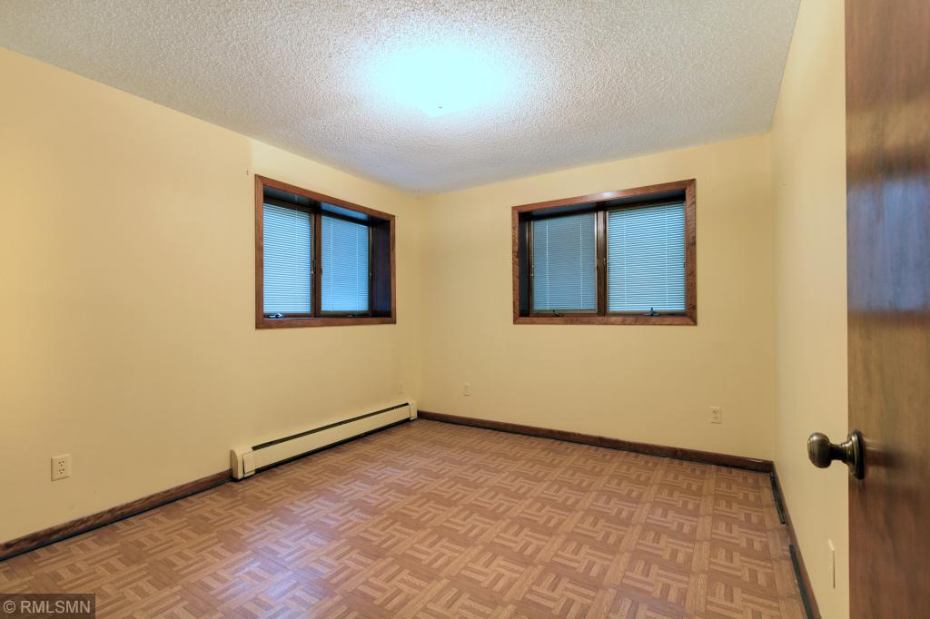 1132 Riverside Drive North Hudson, WI 54016 - Photo 25 of 36 Gallery Image 25