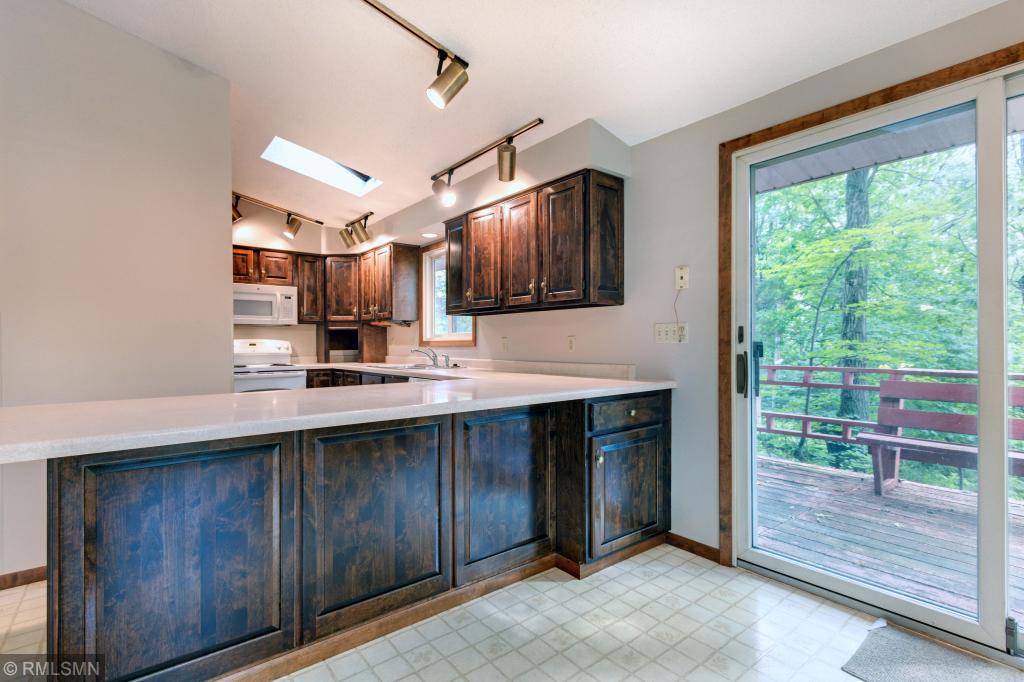 1132 Riverside Drive North Hudson, WI 54016 - Photo 8 of 36 Gallery Image 8
