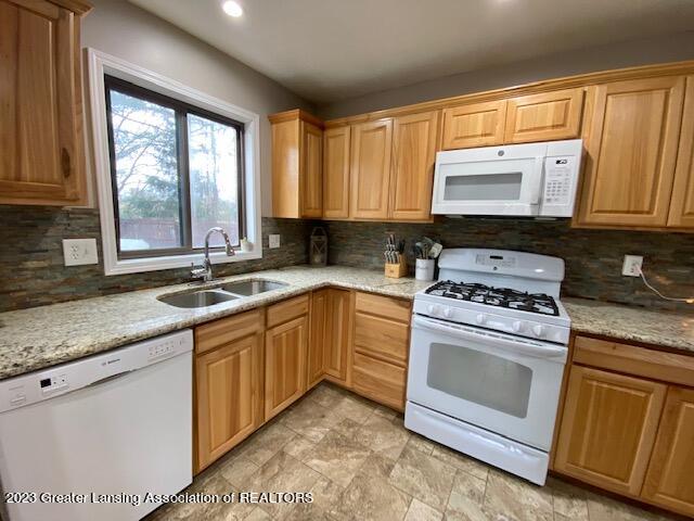 4417 West Britton Road Perry, MI 48872 - Photo 6 of 25 IMG_5643
