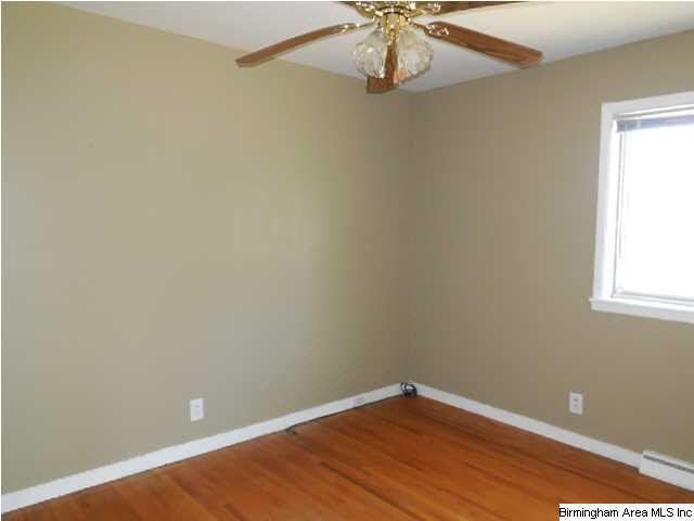 903 Barnisdale Road Birmingham, AL 35235 - Photo 10 of 20