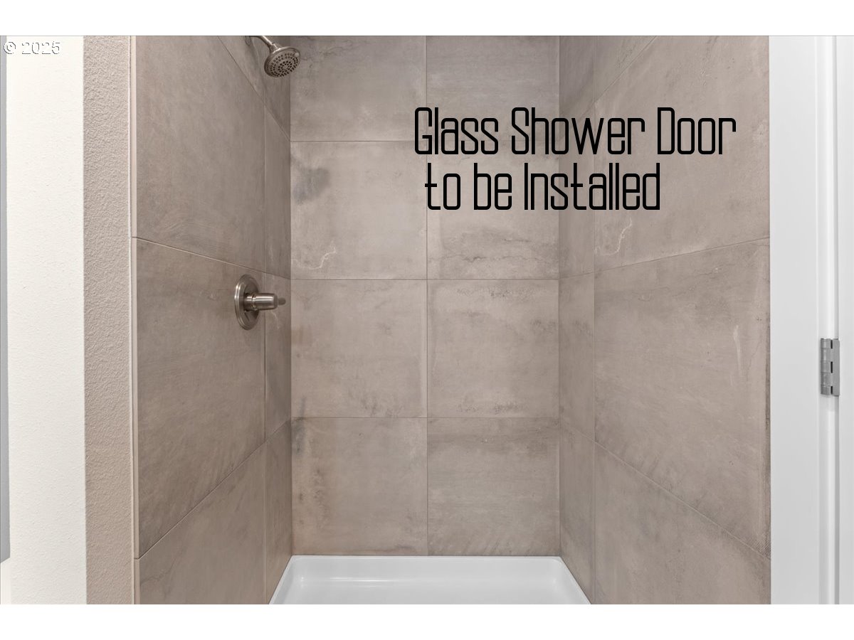 9818 Southwest 34th Place Portland, OR 97219 - Photo 12 of 23