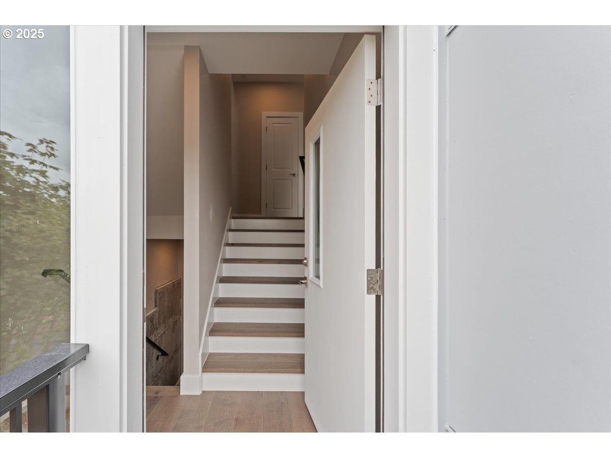 9818 Southwest 34th Place Portland, OR 97219 - Photo 2 of 23