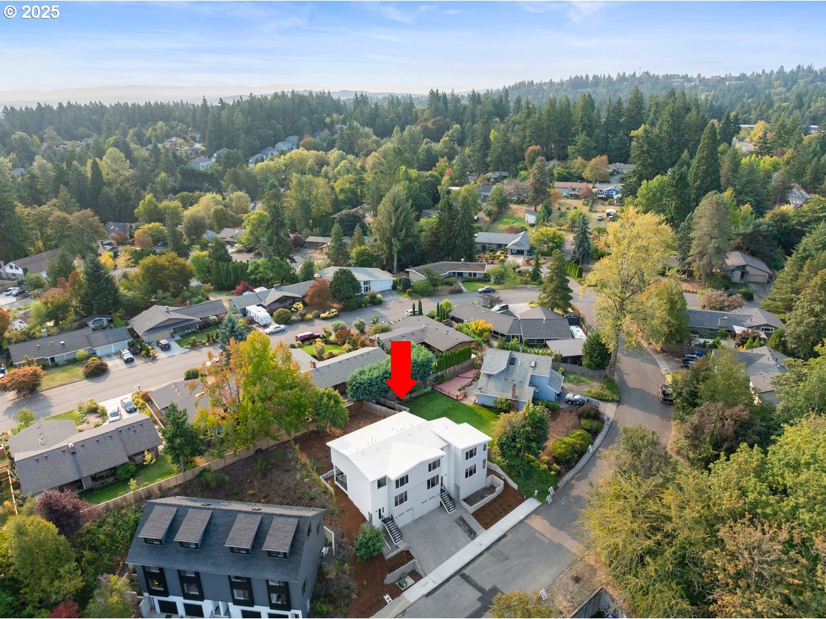 9818 Southwest 34th Place Portland, OR 97219 - Photo 23 of 23