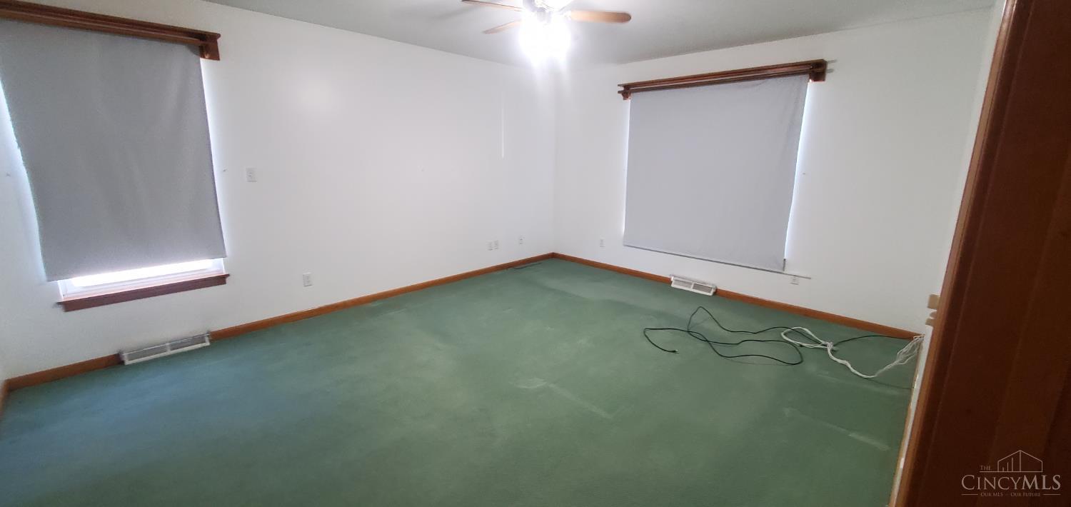 11949 Jacksonburg Road Middletown, OH 45042 - Photo 13 of 15
