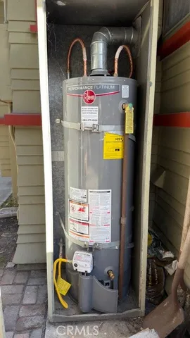 $1,035,000 | 287 Kennebec Avenue, Long Beach, CA 90803