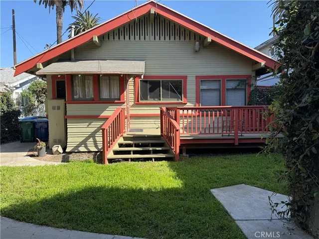 $1,035,000 | 287 Kennebec Avenue, Long Beach, CA 90803
