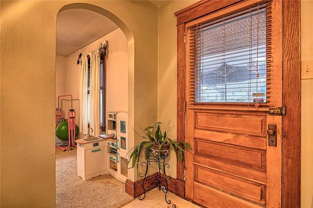 $219,900 | 423 East Pittsburgh Street, Greensburg, PA 15601