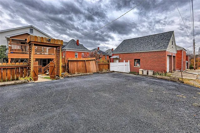 $219,900 | 423 East Pittsburgh Street, Greensburg, PA 15601