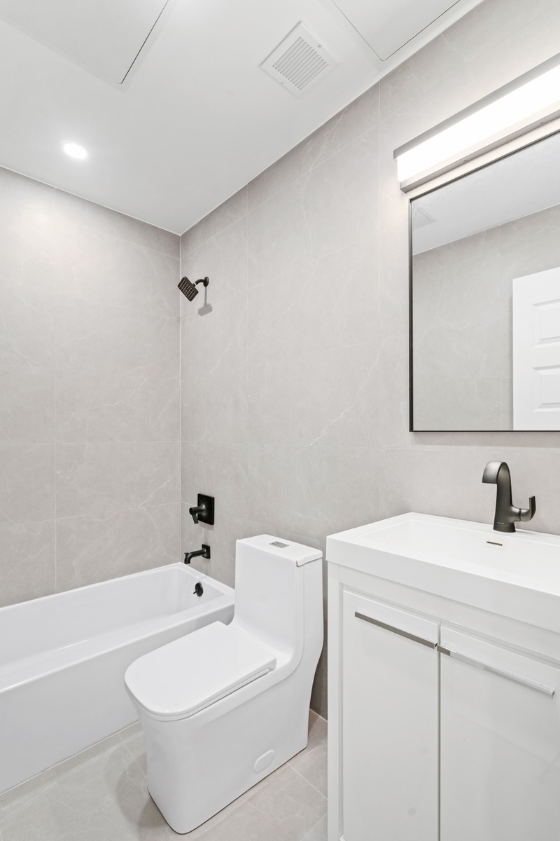 45-29 47th Street, Unit 4B Queens, NY 11377 - Photo 9 of 10