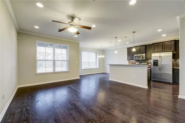 $2,200 | 13400 Briarwick Drive, Unit 903, Austin, TX 78729
