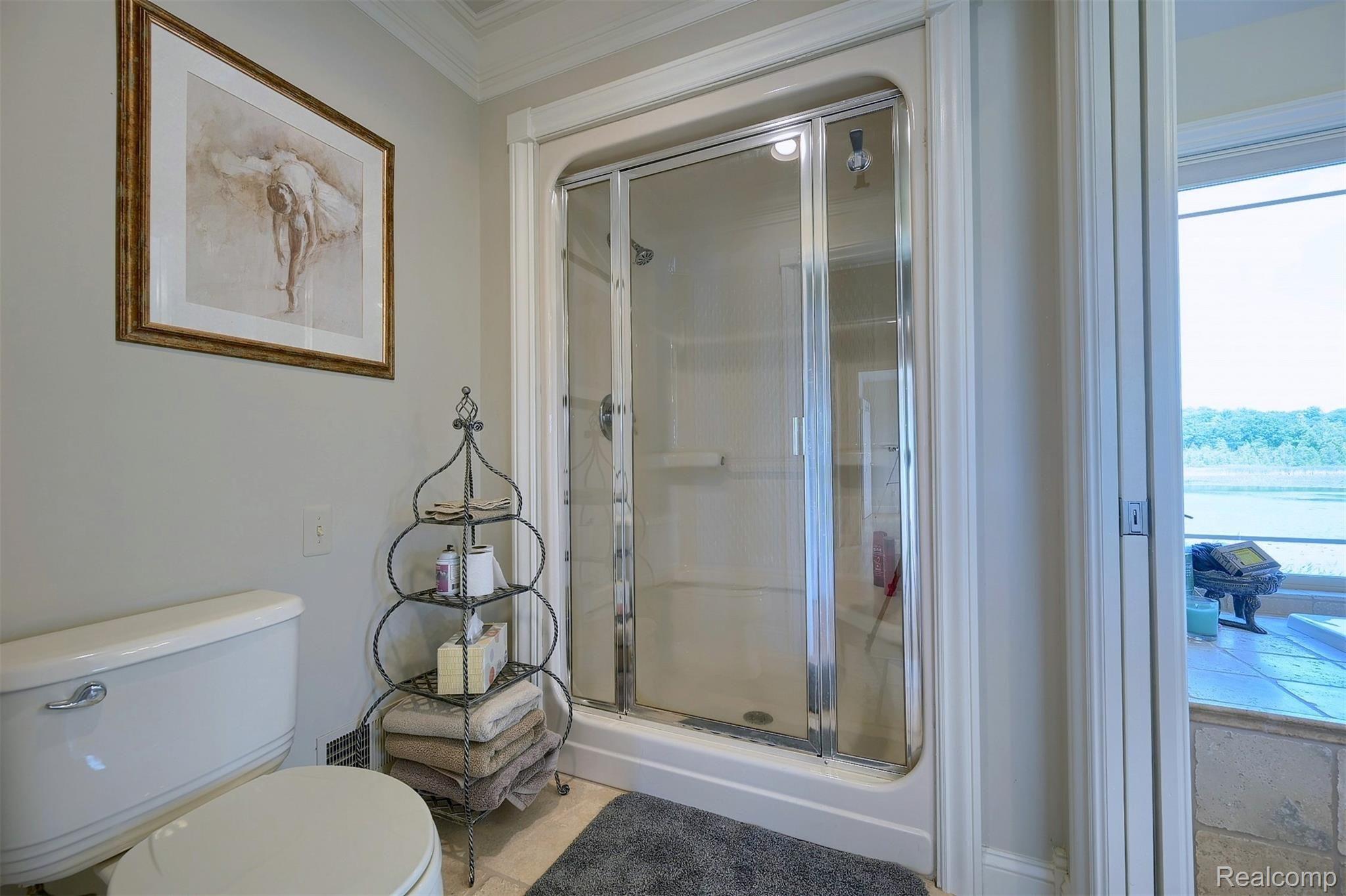 552 Deerpoint Road Leonard, MI 48367 - Photo 27 of 54 29-Master-Bathroom-3rd-View.jpg