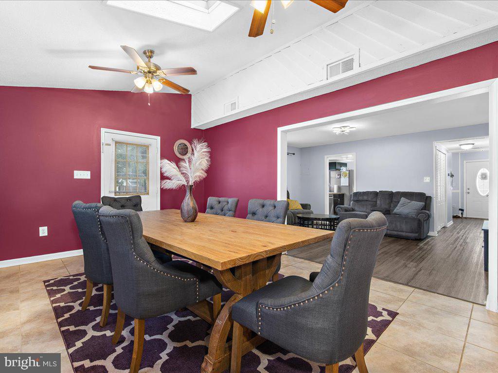 150 Shellcove Road Pasadena, MD 21122 - Photo 9 of 26 Gallery Image 9