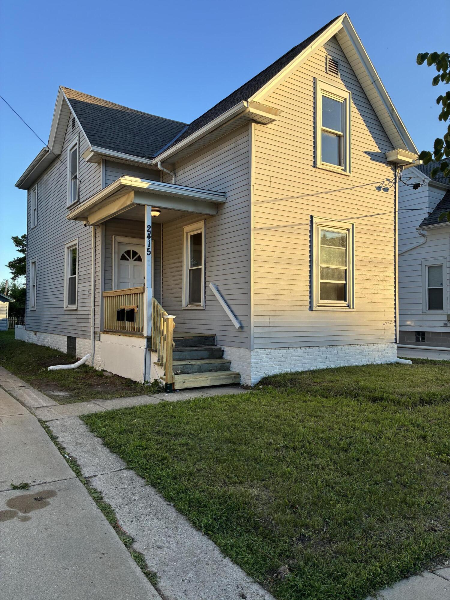 DUPLEX