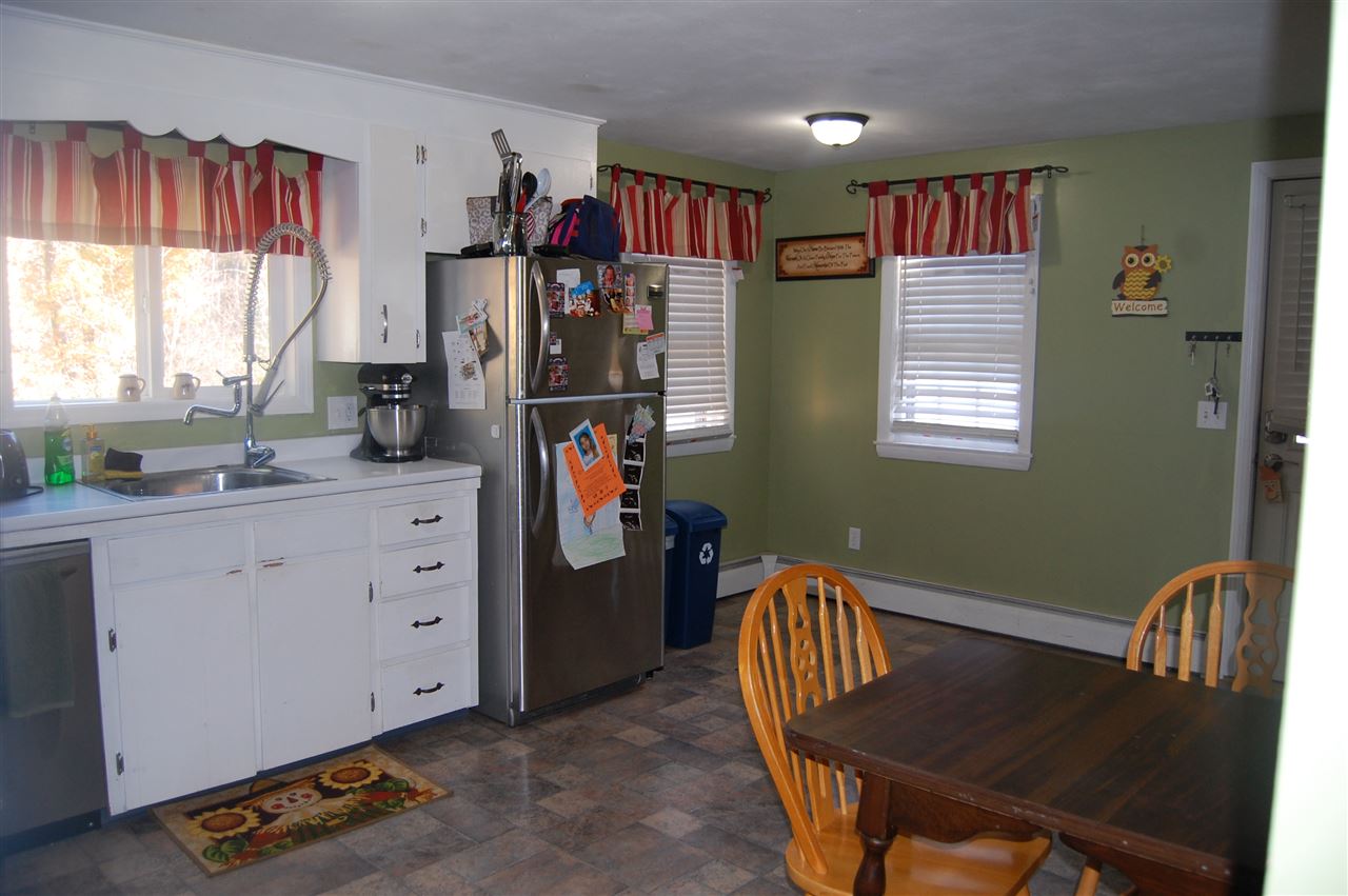 300 Old Dover Road Rochester, NH 03867 - Photo 4 of 14