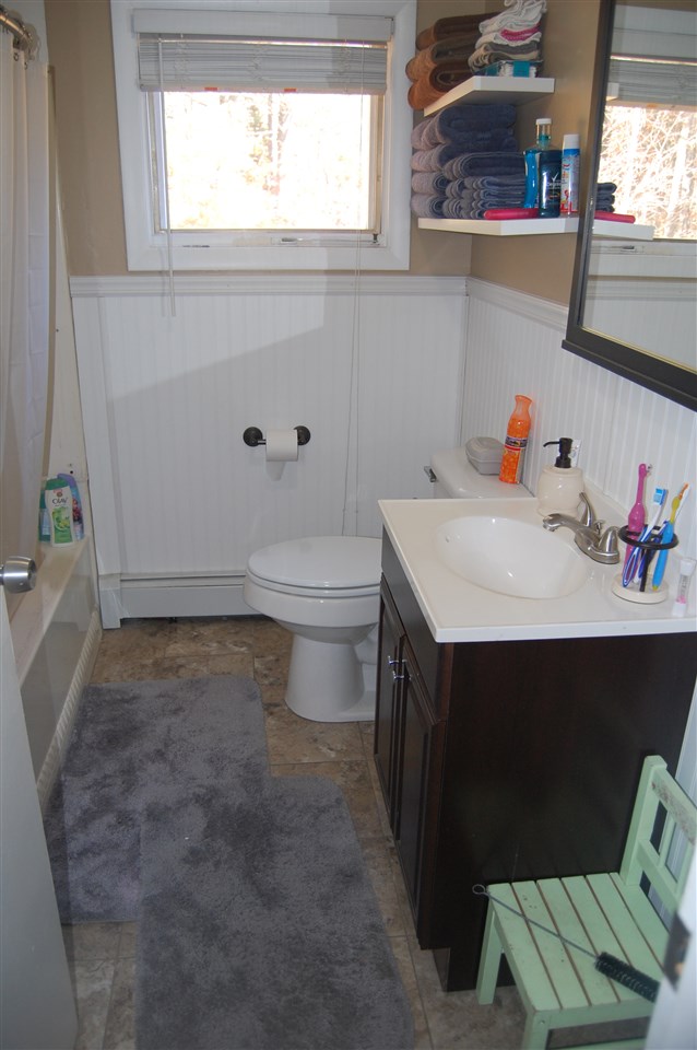 300 Old Dover Road Rochester, NH 03867 - Photo 5 of 14
