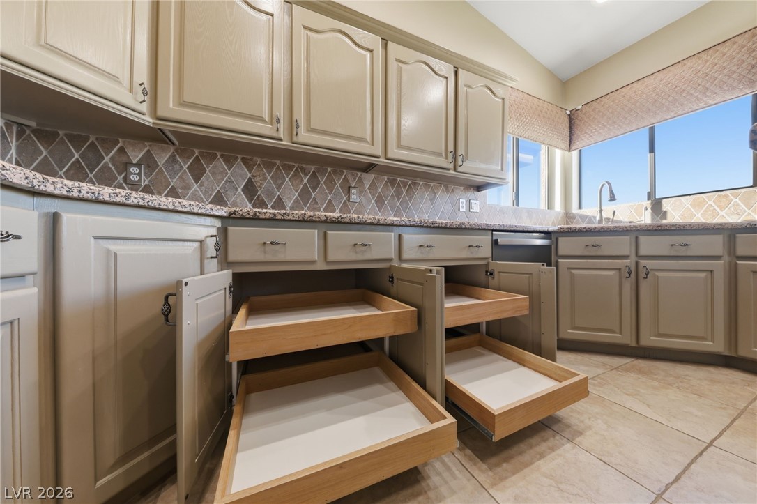 1059 Calico Ridge Drive Henderson, NV 89011 - Photo 32 of 75